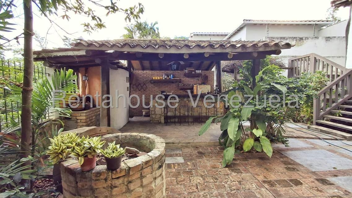 Casa (Colonial) en Venta en Barici, Lara - 33