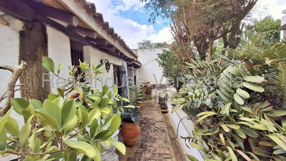 Casa (Colonial) en Venta en Barici, Lara - 39