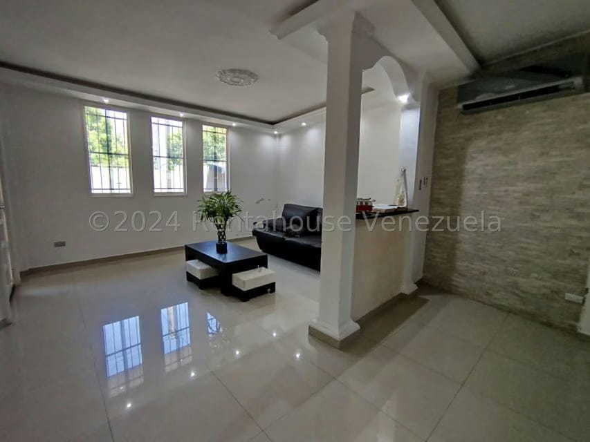 Casa (Multipes Niveles) en Venta en Paso Real, Miranda - 16