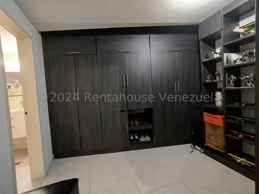 Casa (Multipes Niveles) en Venta en Paso Real, Miranda - 28