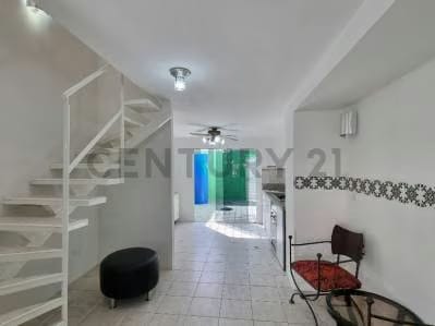 Townhouse en Alquiler en Cabudare, Urbanización Camino de Tarabana. - 2