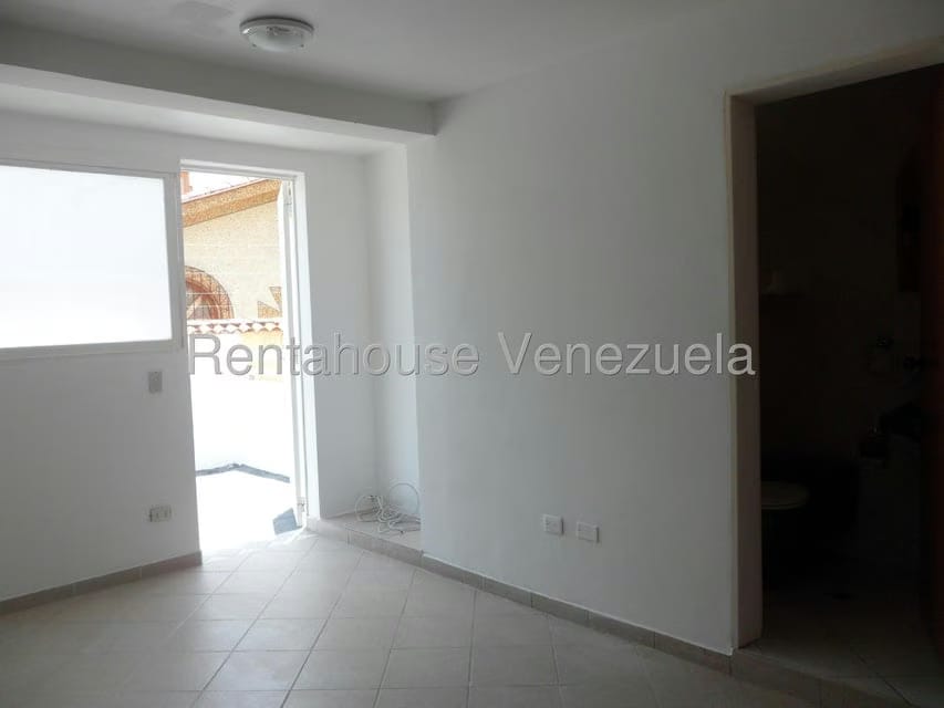Apartamento (1 Nivel) en Alquiler en Macaracuay, Distrito Metropolitano - 16