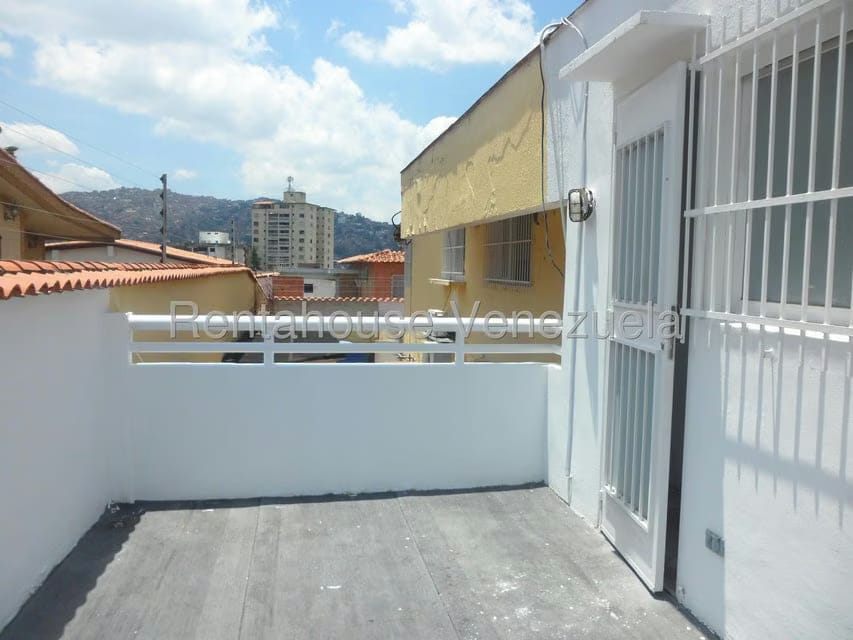 Apartamento (1 Nivel) en Alquiler en Macaracuay, Distrito Metropolitano - 21