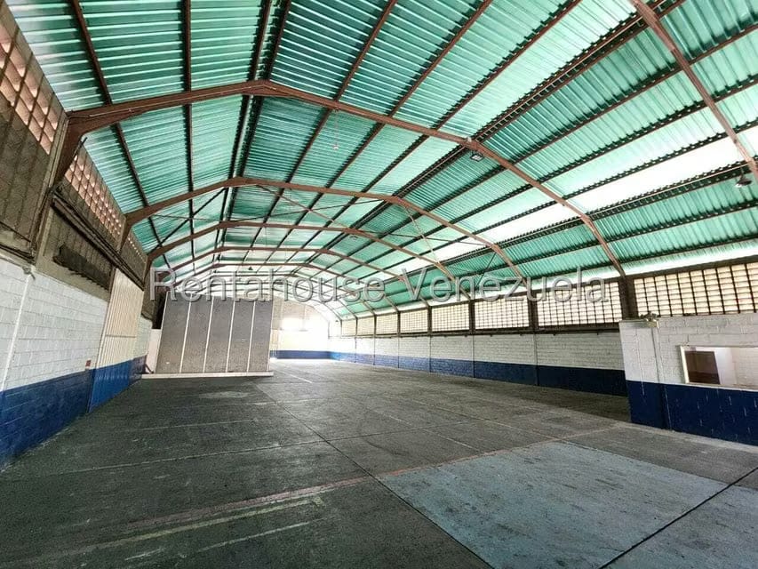 Comercial (Galpon - Deposito) en Alquiler en Zona Industrial 3, Lara - 12