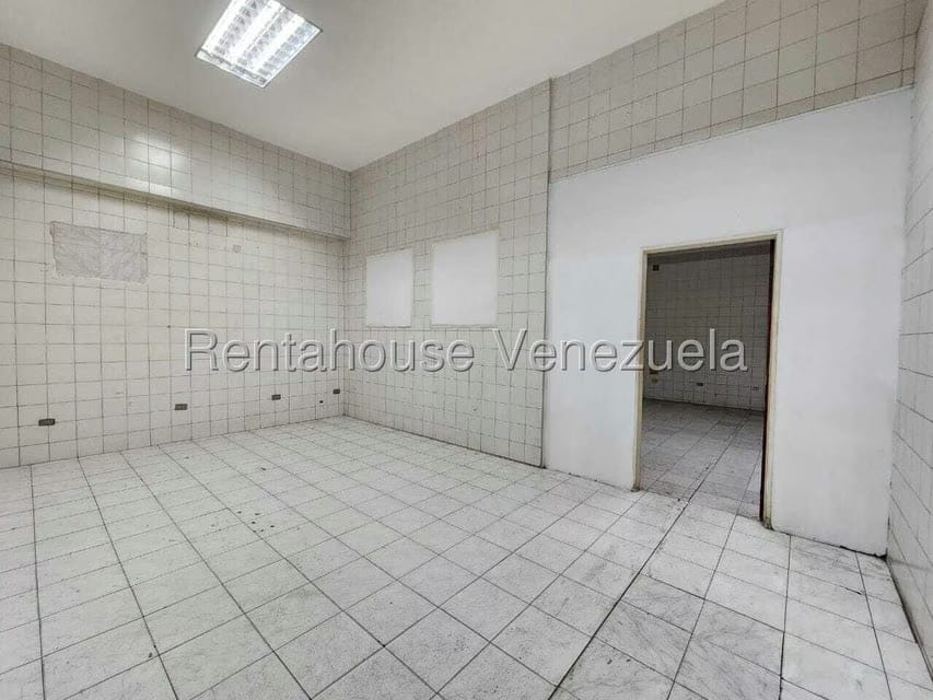 Comercial (Galpon - Deposito) en Alquiler en Zona Industrial 3, Lara - 20