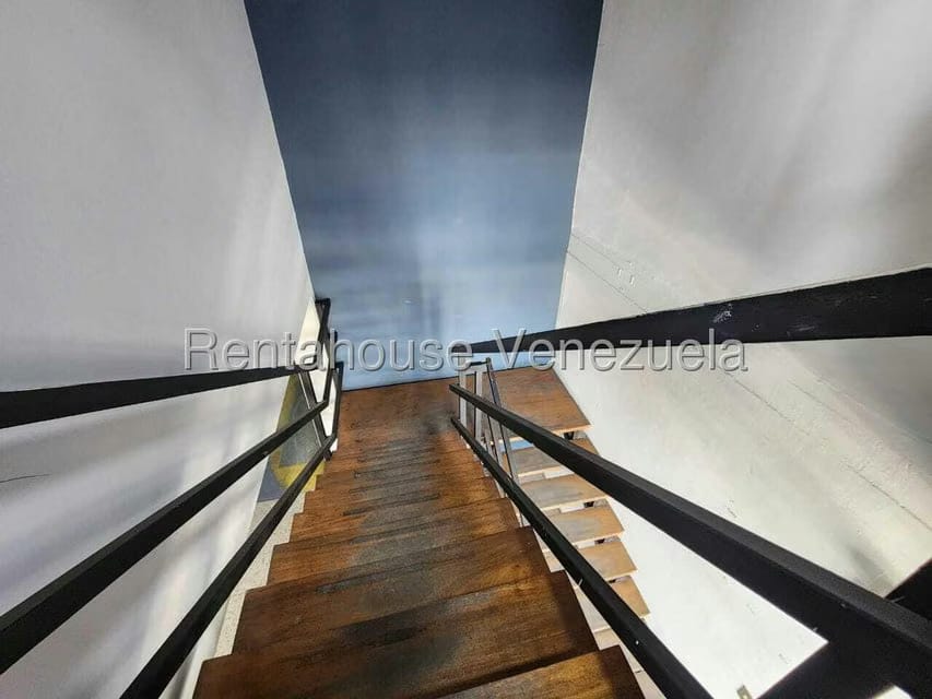 Comercial (Galpon - Deposito) en Alquiler en Zona Industrial 3, Lara - 36