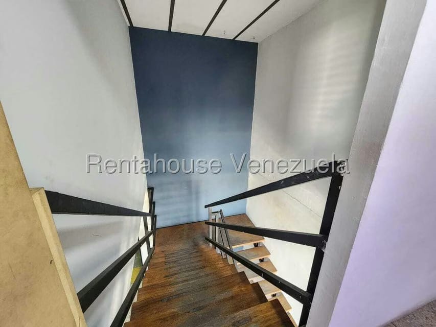 Comercial (Galpon - Deposito) en Alquiler en Zona Industrial 3, Lara - 37