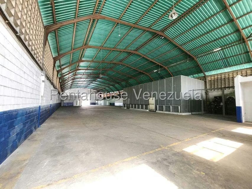 Comercial (Galpon - Deposito) en Alquiler en Zona Industrial 3, Lara - 9