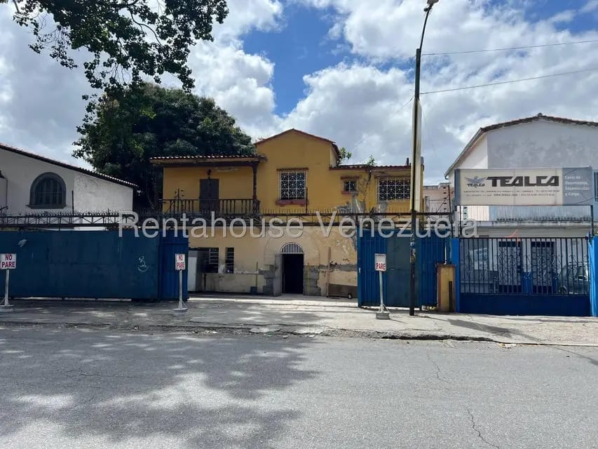 Comercial (Local Comercial) en Venta en El Paraiso, Distrito Metropolitano - 3