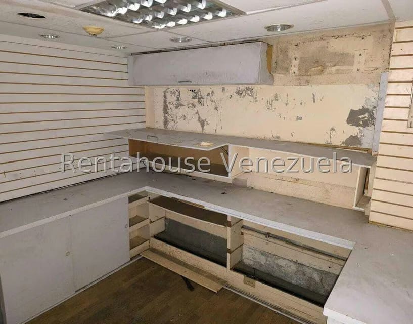 Comercial (Local Comercial) en Alquiler en Caurimare, Distrito Metropolitano - 5