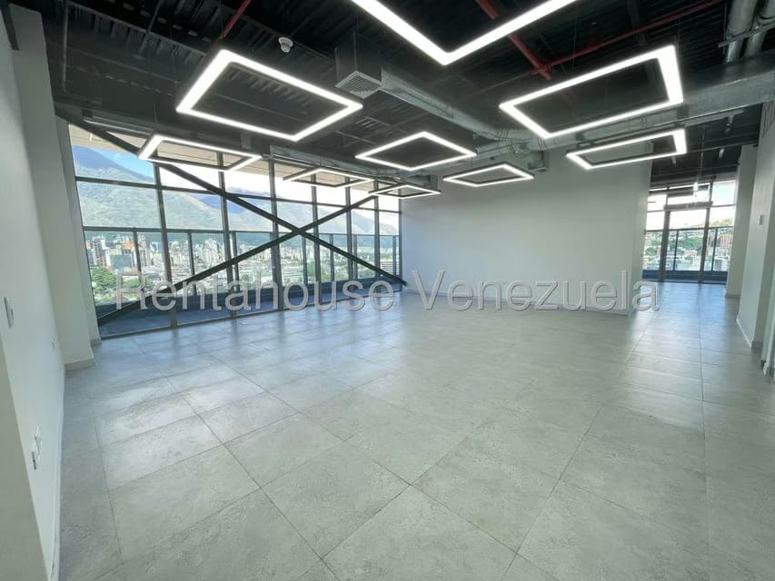 Comercial (Oficina) en Venta en Las Mercedes, Distrito Metropolitano - 2