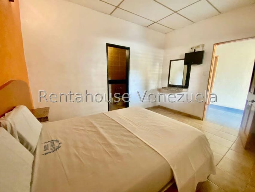 Comercial (Edificio) en Alquiler en La Florida, Distrito Metropolitano - 22
