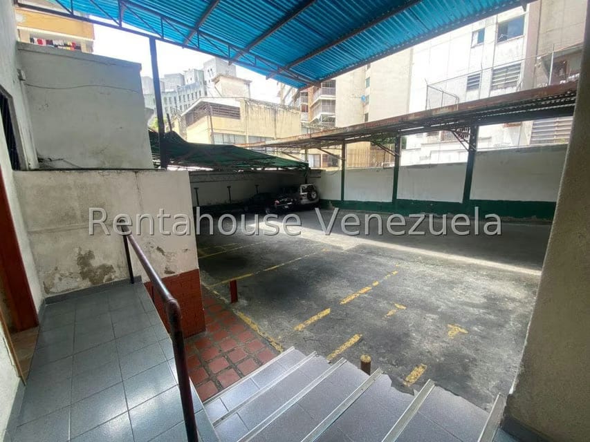 Comercial (Edificio) en Alquiler en La Florida, Distrito Metropolitano - 10