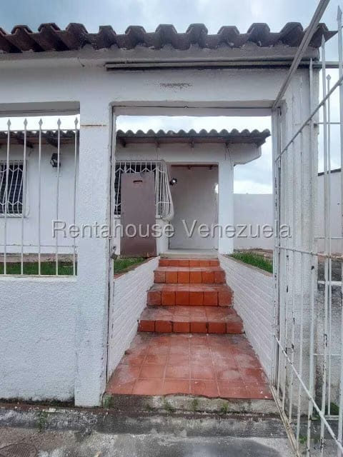 Casa (1 Nivel) en Venta en Las Acacias, Trujillo - 3