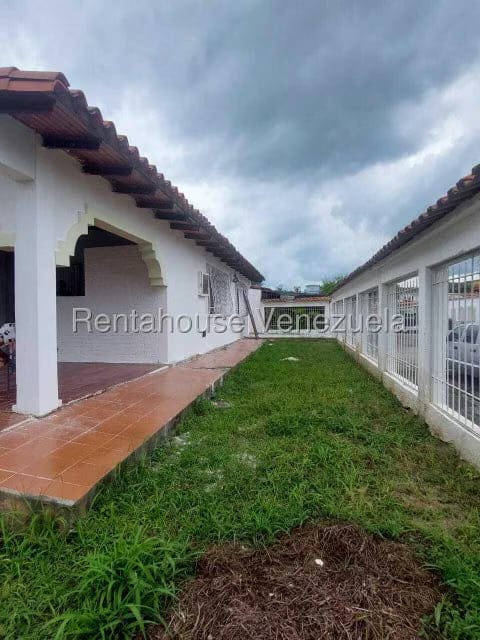 Casa (1 Nivel) en Venta en Las Acacias, Trujillo - 4