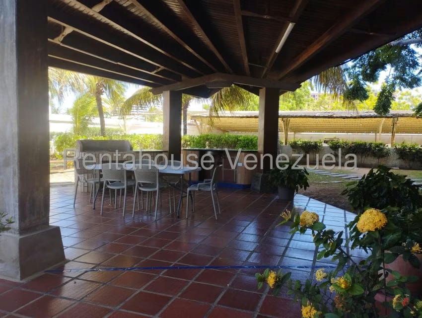 Apartamento (1 Nivel) en Venta en Costa Azul, Nueva Esparta - 26