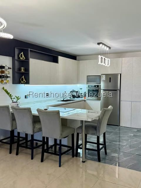 Apartamento (1 Nivel) en Venta en Costa Azul, Nueva Esparta - 8