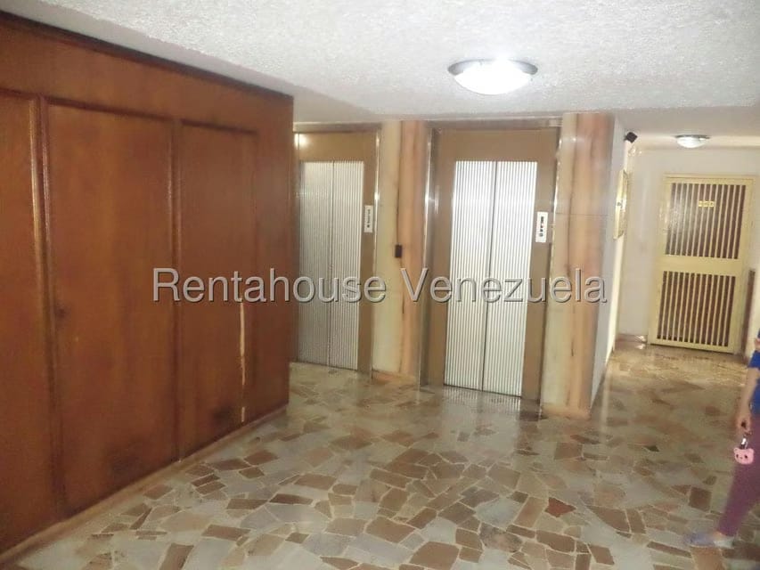 Apartamento (1 Nivel) en Venta en Caurimare, Distrito Metropolitano - 24