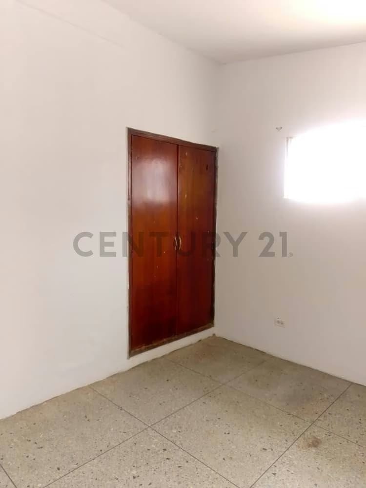Se Alquila Casa Comercial en La Coromoto - 14