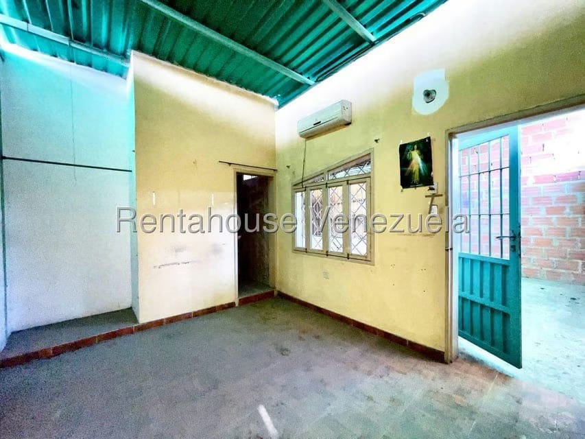 Casa (1 Nivel) en Alquiler en 23 de Enero, Aragua - 17