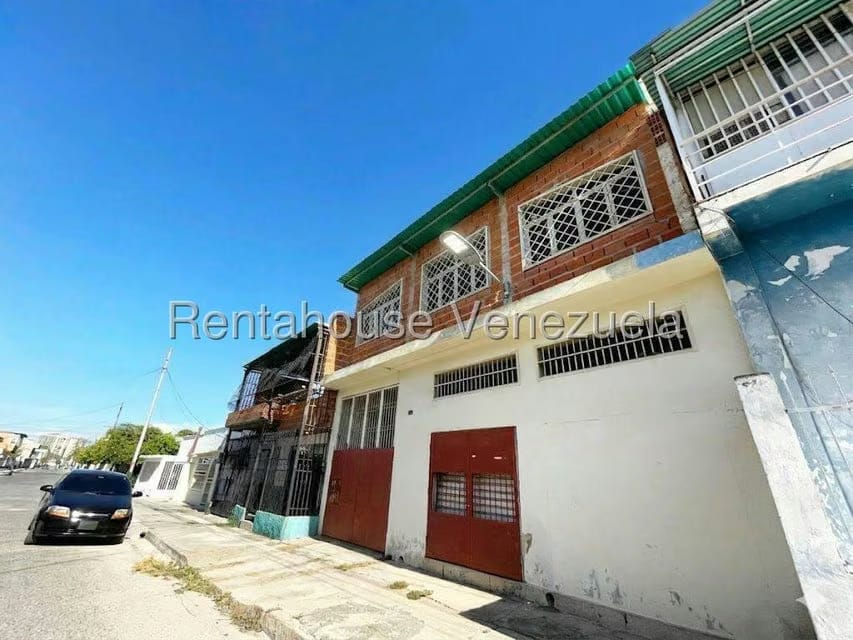 Casa (1 Nivel) en Alquiler en 23 de Enero, Aragua - 22