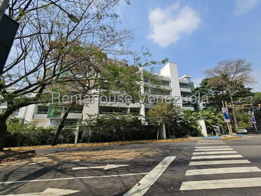 Apartamento (Planta Baja) en Venta en La Castellana, Distrito Metropolitano - 3