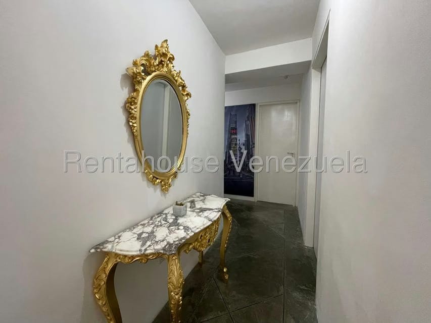 Casa (Multipes Niveles) en Venta en Club de Campo, Miranda - 16