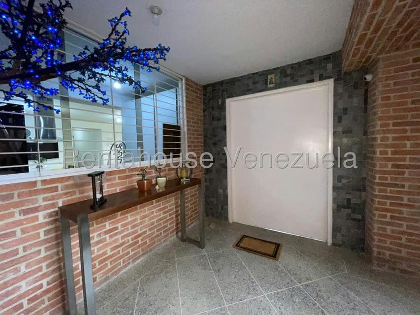 Casa (Multipes Niveles) en Venta en Club de Campo, Miranda - 28