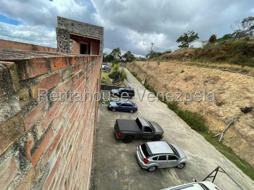 Casa (Multipes Niveles) en Venta en Club de Campo, Miranda - 43