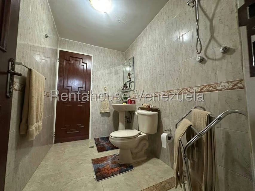 Casa (Multipes Niveles) en Venta en El Castaño (Zona Privada), Aragua - 40