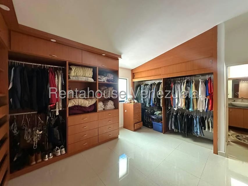 Casa (Multipes Niveles) en Venta en El Castaño (Zona Privada), Aragua - 46