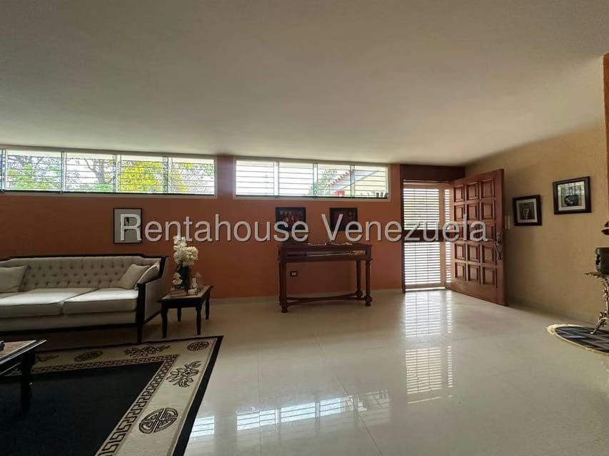 Casa (Multipes Niveles) en Venta en El Castaño (Zona Privada), Aragua - 6