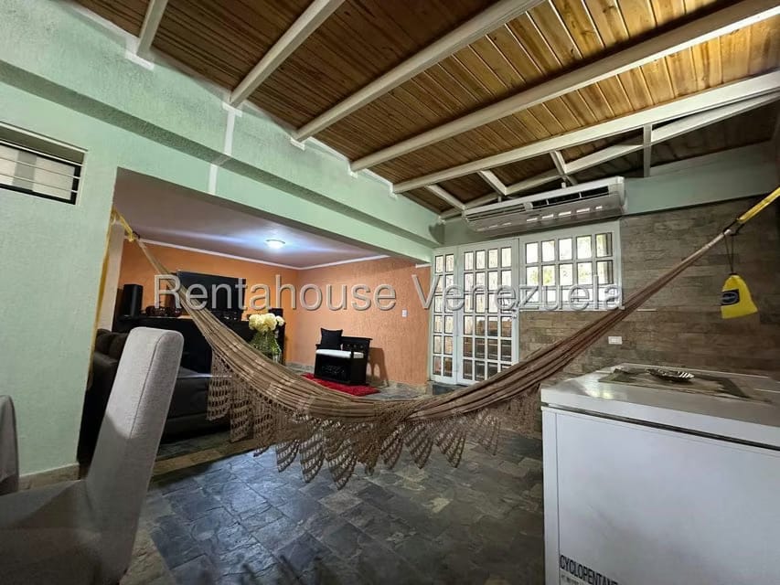 Casa (Multipes Niveles) en Venta en El Castaño (Zona Privada), Aragua - 10