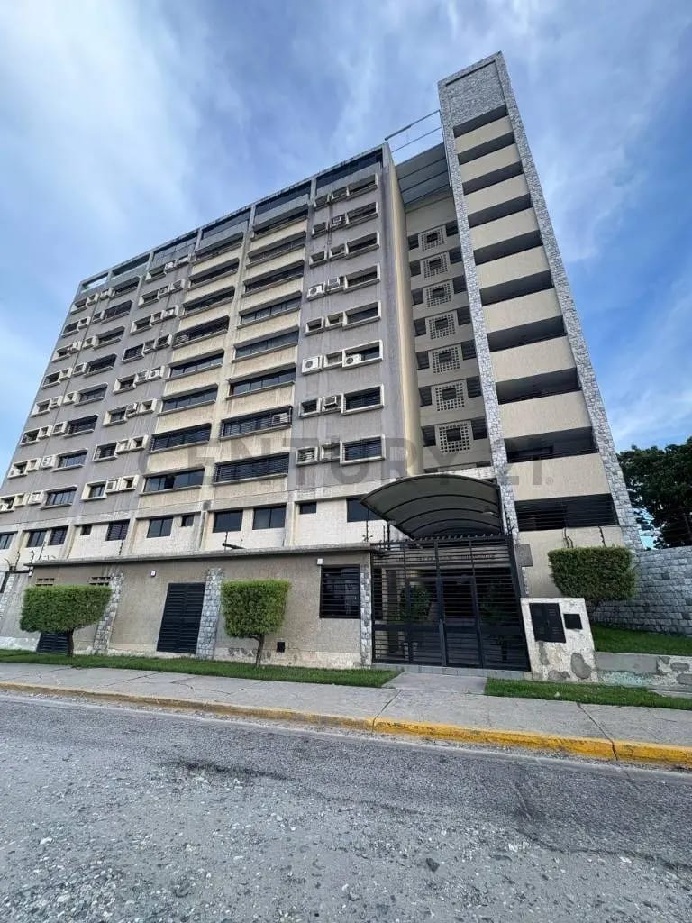 Apartamneto en alquiler Temporal frente al CC Las Trinitarias