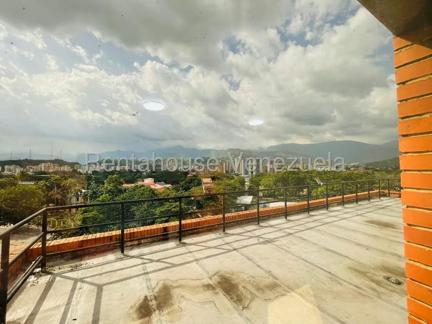 Comercial (Oficina) en Alquiler en Avenida Bolivar, Aragua - 13
