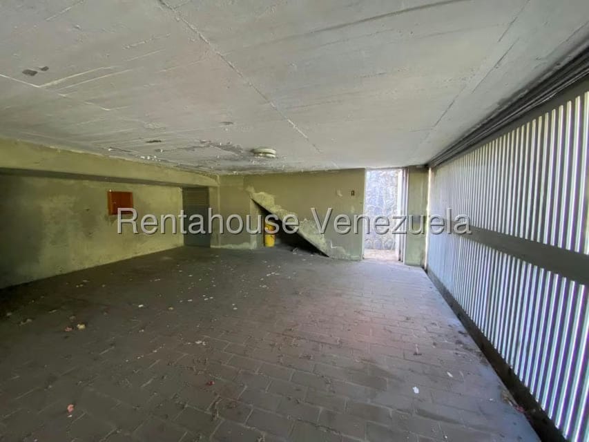 Casa (Multipes Niveles) en Venta en El Marques, Distrito Metropolitano - 28