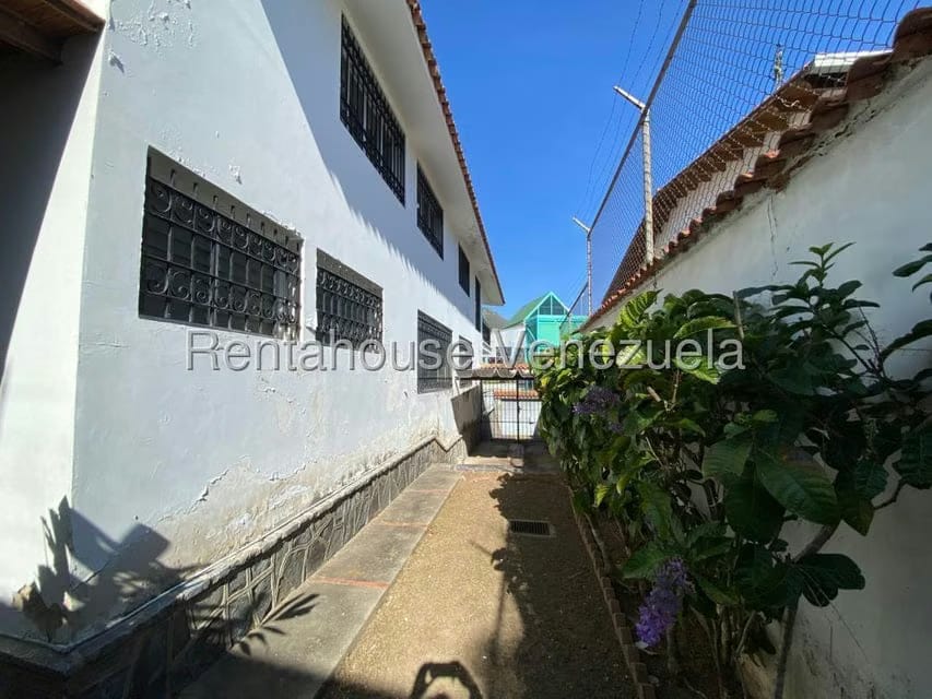 Casa (Multipes Niveles) en Venta en El Marques, Distrito Metropolitano - 7