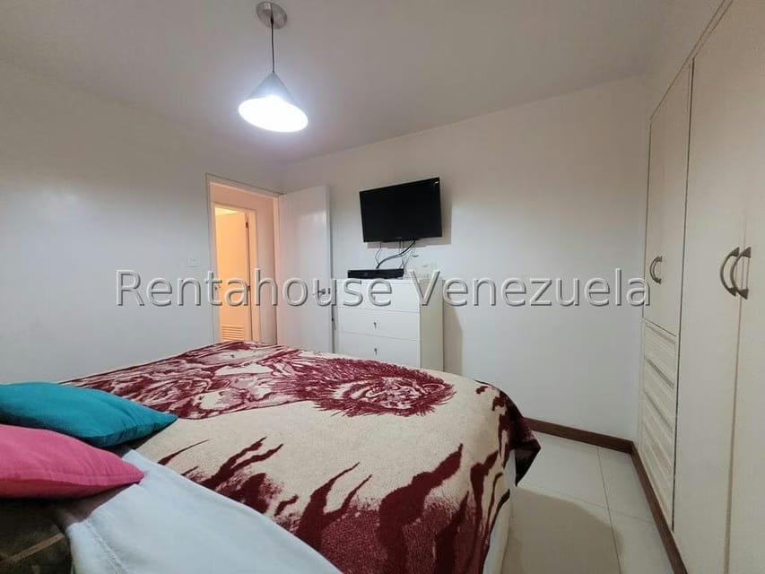 Apartamento (1 Nivel) en Alquiler en Los Naranjos del Cafetal, Distrito Metropolitano - 13