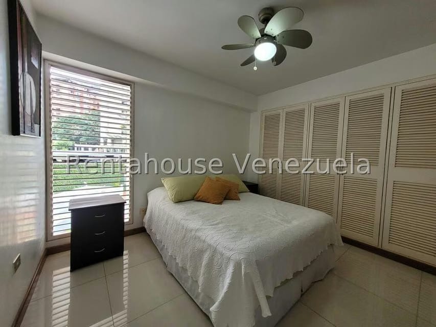 Apartamento (1 Nivel) en Alquiler en Los Naranjos del Cafetal, Distrito Metropolitano - 9