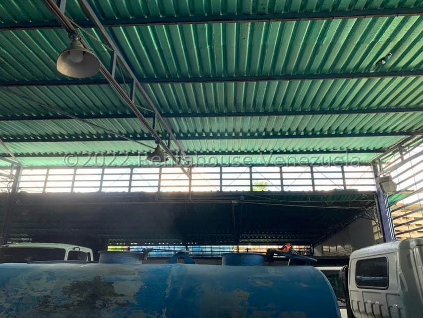 Comercial (Galpon - Deposito) en Venta en Centro, Aragua - 18