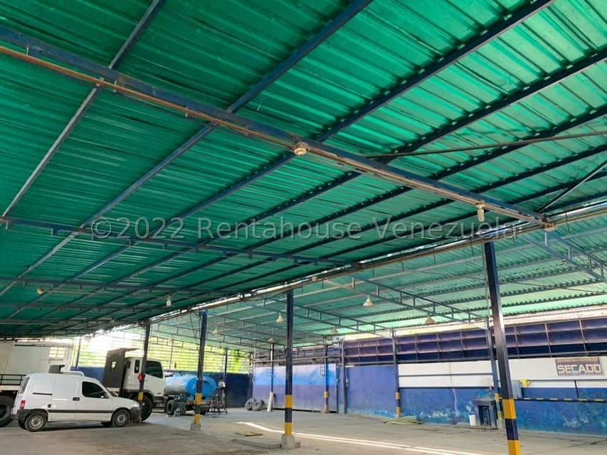 Comercial (Galpon - Deposito) en Venta en Centro, Aragua - 4