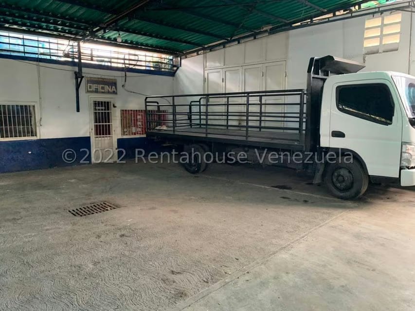 Comercial (Galpon - Deposito) en Venta en Centro, Aragua - 9
