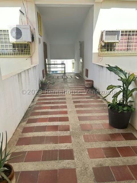Apartamento (1 Nivel) en Venta en Agua Sal, Miranda - 4
