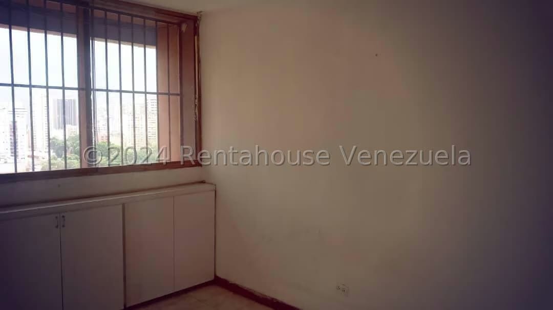 Apartamento (Duplex) en Venta en Parque Central, Distrito Metropolitano - 25