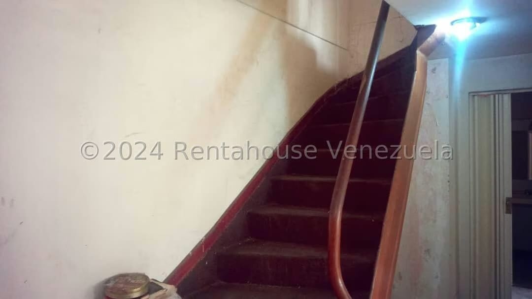 Apartamento (Duplex) en Venta en Parque Central, Distrito Metropolitano - 28