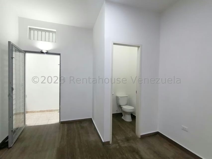 Comercial (Local Comercial) en Alquiler en Nueva Segovia, Lara - 12