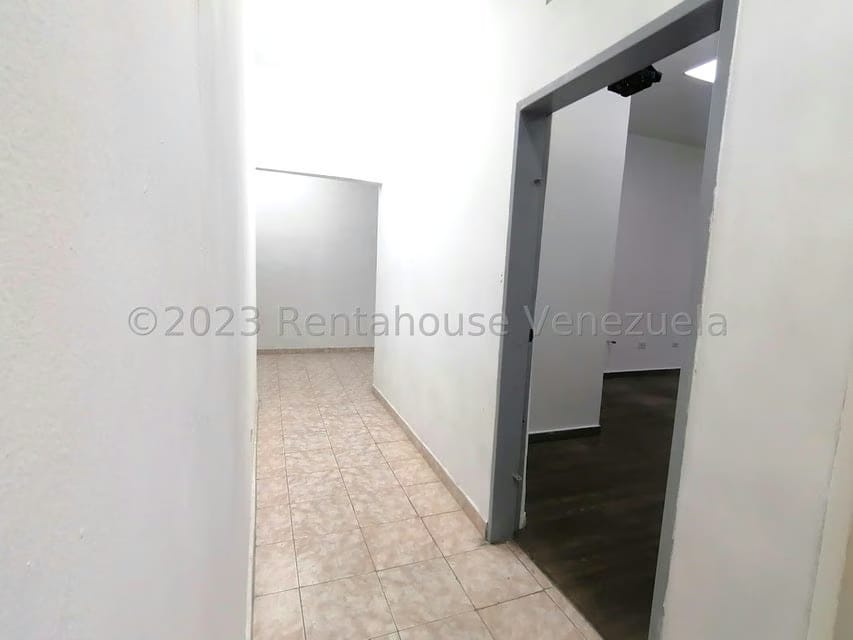 Comercial (Local Comercial) en Alquiler en Nueva Segovia, Lara - 3