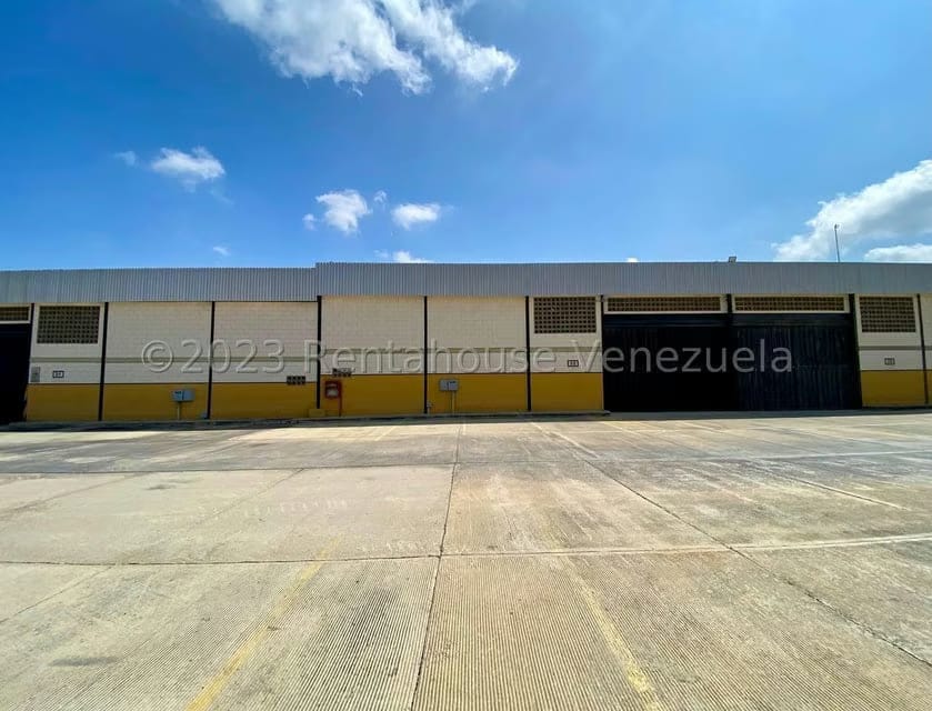 Comercial (Galpon - Deposito) en Alquiler en Zona Industrial 2, Lara - 15