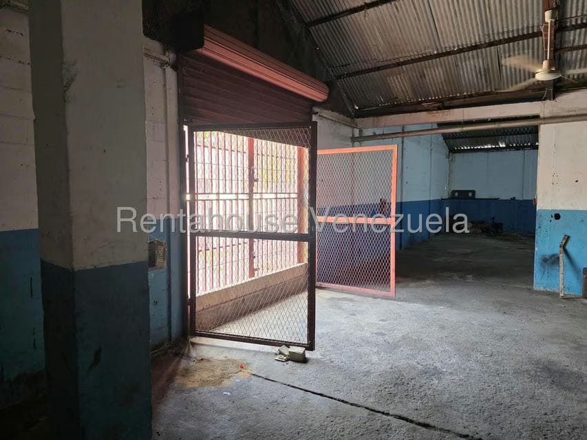 Comercial (Galpon - Deposito) en Venta en Puerto La Cruz, Anzoategui - 12