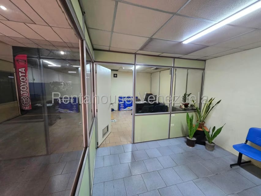 Comercial (Galpon - Deposito) en Venta en Puerto La Cruz, Anzoategui - 3